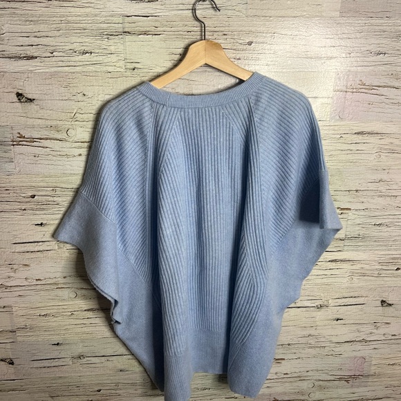 Vineyard vines blue short sleeve poncho cape sweater oversized size xs - Picture 6 of 6